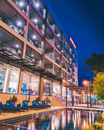 Maikhao Hotel, Phuket