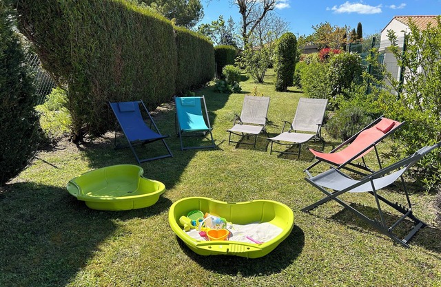 Maison 6 Couchages Proche Centre-ville Avec Grand Jardin. Animaux Acceptés