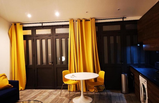 Maison atelier proche bords de marne