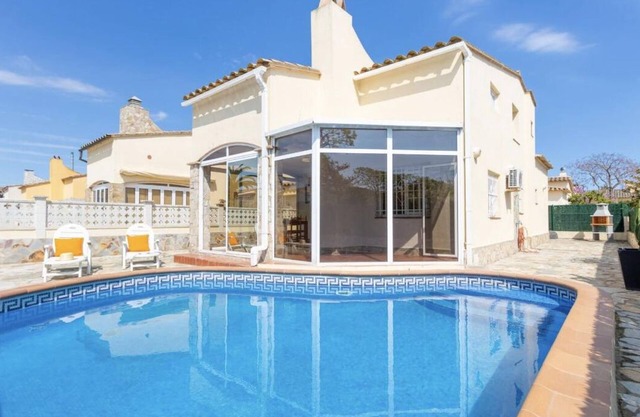 Maison Avec Piscine Proche de la Plage/costa Brava