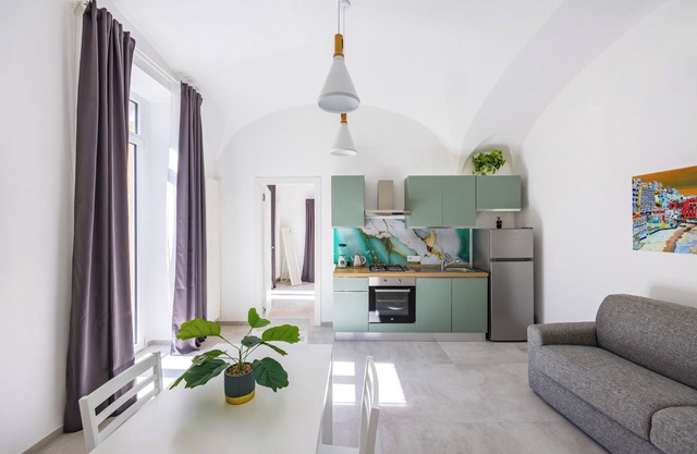 Maison Carolina - One Bedroom Apartment, Sleeps 4