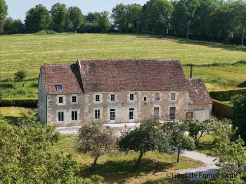 Maison de campagne avec babyfoot, proche Mortagne au Perche - FR-1-497-209