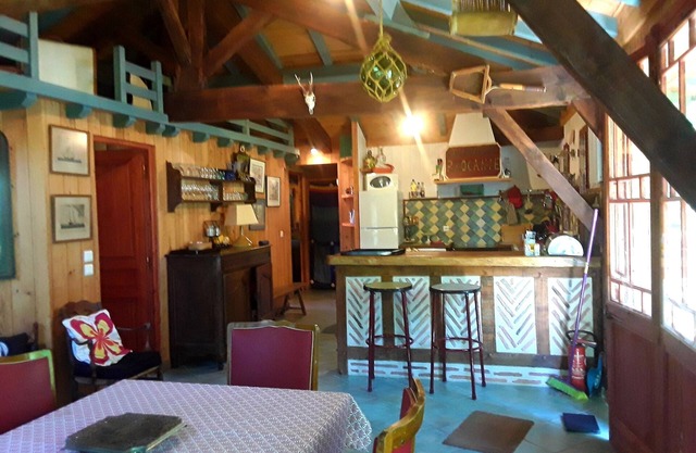 Maison de Charme au Calme, à 10kms de la Plage. 5 Personnes