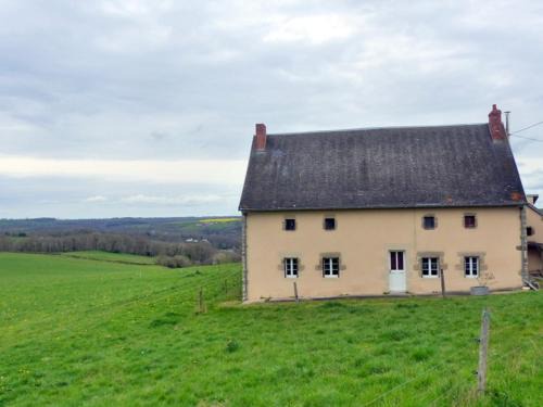 Maison de ferme paisible avec vue sur vallée, draps inclus - FR-1-489-385