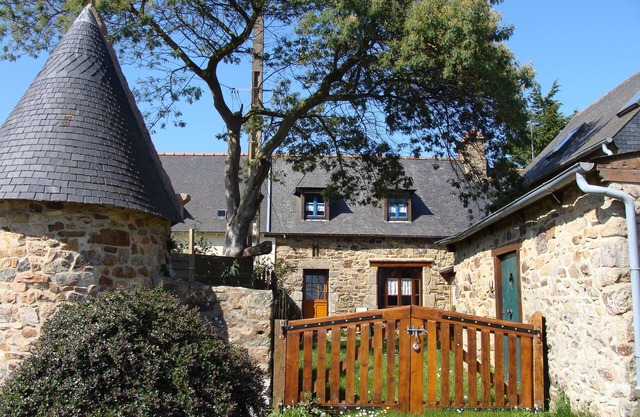 Maison de la Ferme in Lézardrieux, near Paimpol Bréhat Perros Guirec