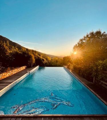 Maison du Caroux, with a pool with an amazing view