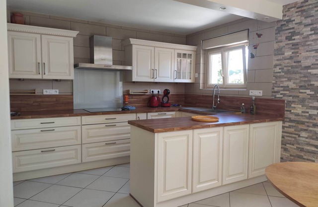 Maison Lumineuse de Plain Pied 3 ch Proche du lac et vue Dent D'oche