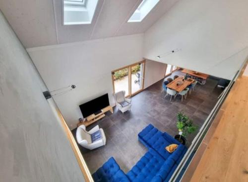 Maison neuve indépendante louée spécialement pour les vacances