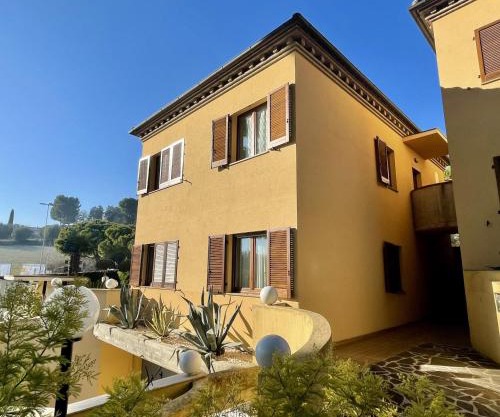 Maison Peschiera