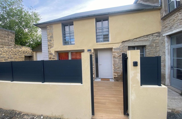 Maison Rénovée Avec un Jacuzzi Privatif. A 7 Minutes à Pieds du Centre-ville