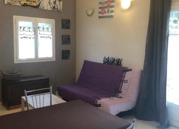 Maisonnette plein pied - 2km de la mer