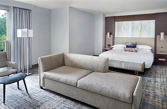 Majestic Views! Pet-friendly Accommodation near Dinosaur Explore! FREE Parking!