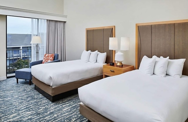Making The Best Memories Along The Way! Indoor Pool, Pets Allowed, Balcony!