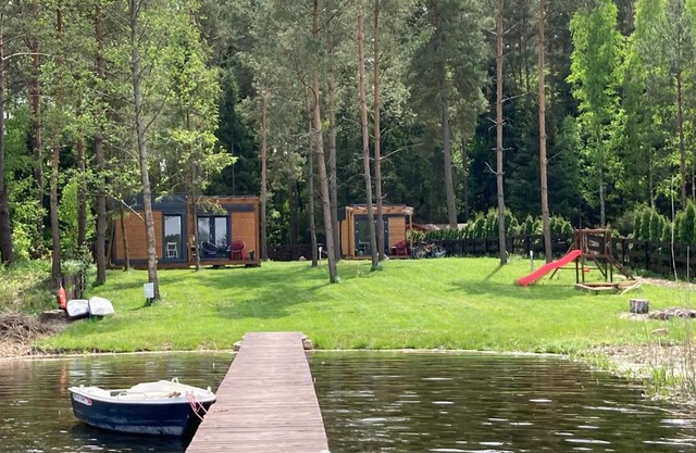 Makosieje Resort-bon turystyczny,15m od brzegu,widok na jezioro,ogrzewanie,wi-fi