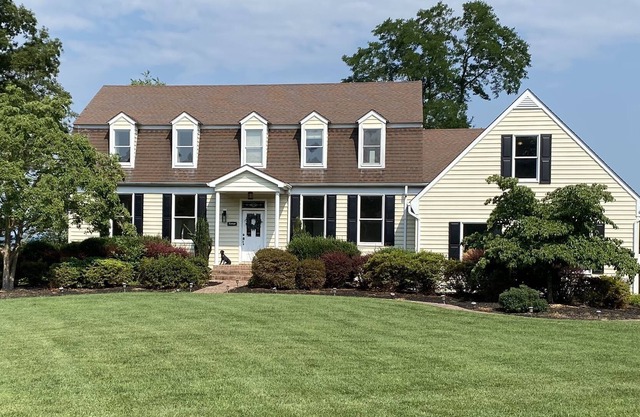 Mallard Point - Waterfront Home