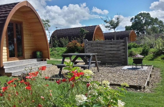 Mallow Glamping Pod