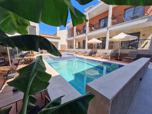 Maltepe Luxury Accommodation by Travel Pro Services