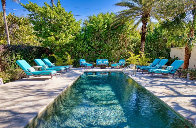 Manasota Sunset - A Luxury Gulf Front Home