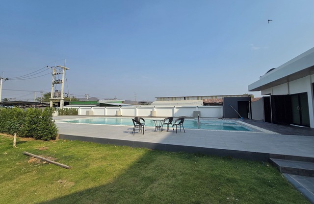 Manee Mantra Hotel Kanchanaburi