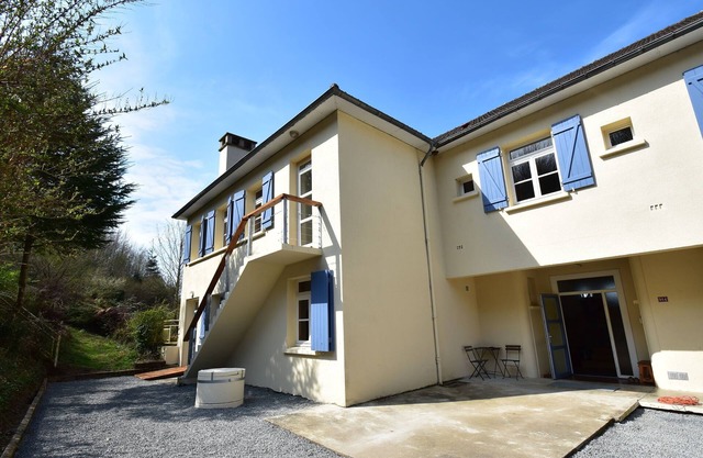 Mansion in Cuzy with Shared Pool