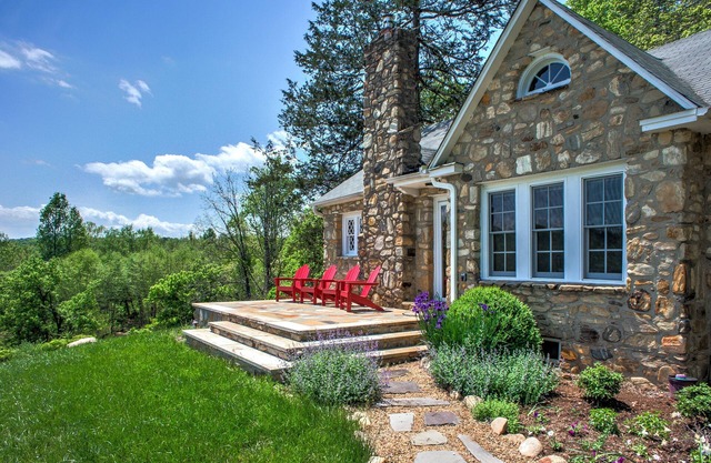 Maple Hill Collection | Cottage & Cozy Barn