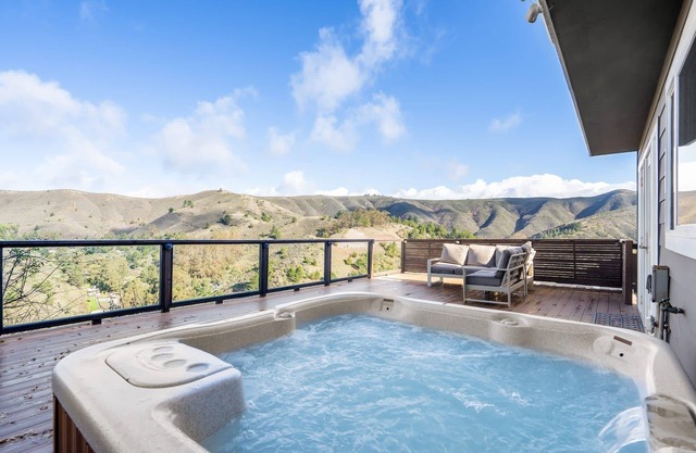 @ Marbella Lane - Hidden Gem in Pacifica!