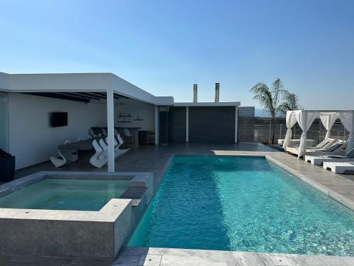 Maria Luxury Villa
