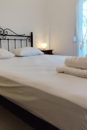 Marianna-Sofi Room's