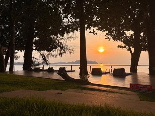 Marina Resort Koh Phayam Ranong