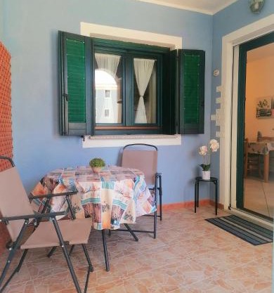 MARIPOSA 47 con piscina