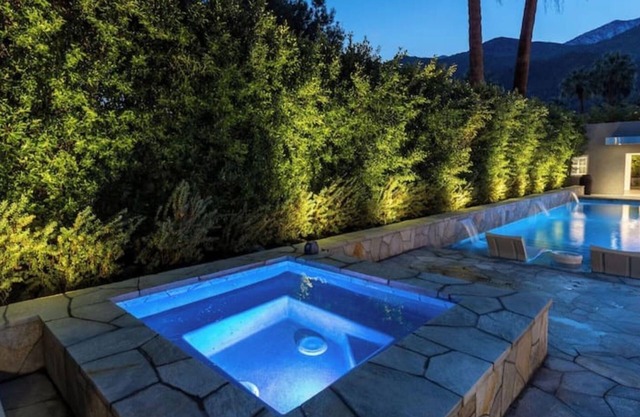 Marvelous 4-bedroom house in Palm Springs with pool and mountain views