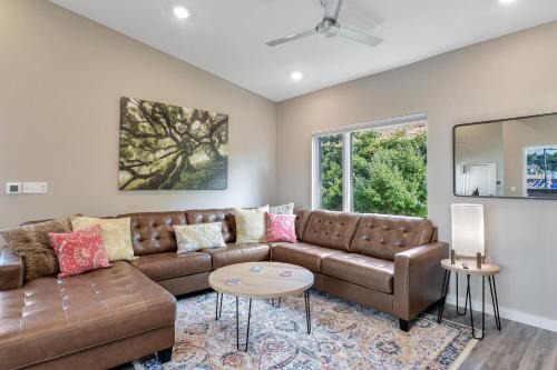 Marvelous South Slope Townhome With Rooftop Terrace Unit 92