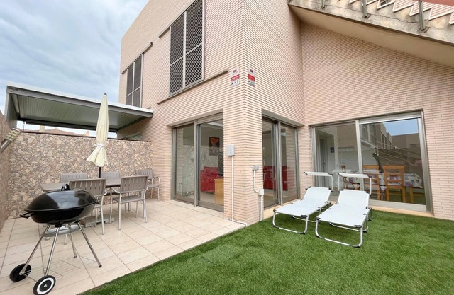 Mas D´Aguiló - Three Bedroom House, Sleeps 5
