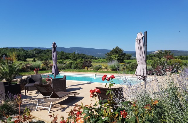 Mas in the heart of the Luberon in the town of Bonnieux