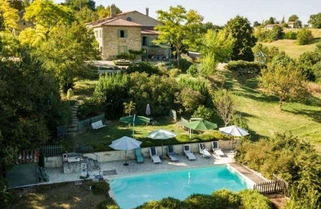 Mas Tarnais de caractère avec piscine, 12 pers.