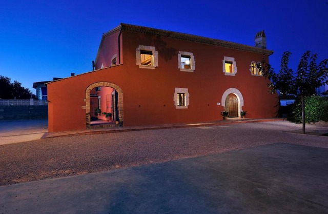 Masia Casa Roja