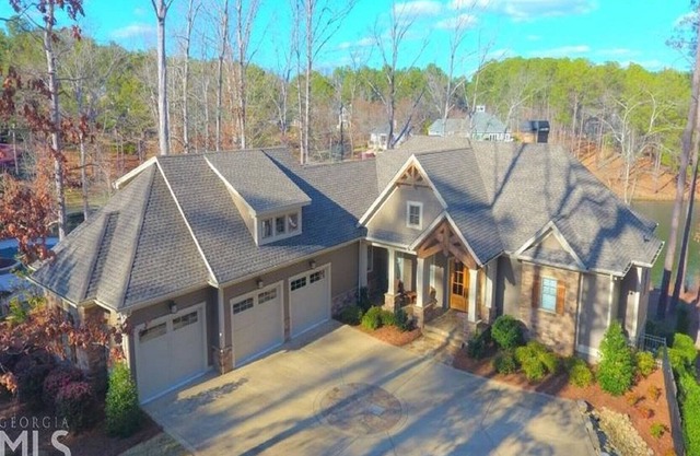 Masters Week - Luxury 6 BR Lakefront Home w/Spa in Harbor Club on Lake Oconee