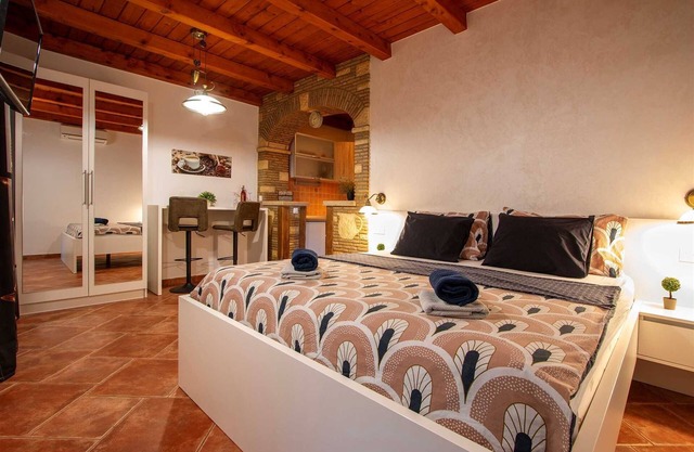 MATEO Studio with Terrace