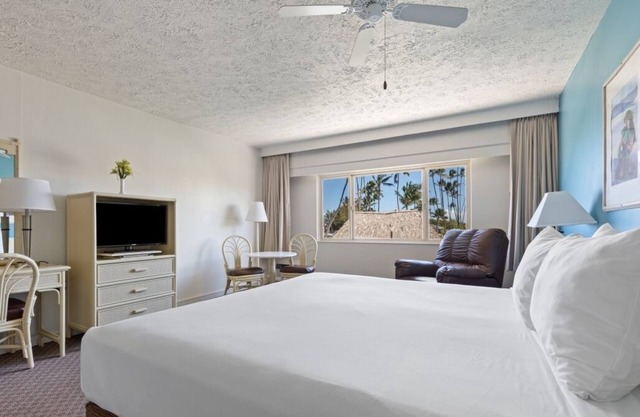 Maui Getaway! Harbor Vistas, Pool, Near Maui Tropical Plantation