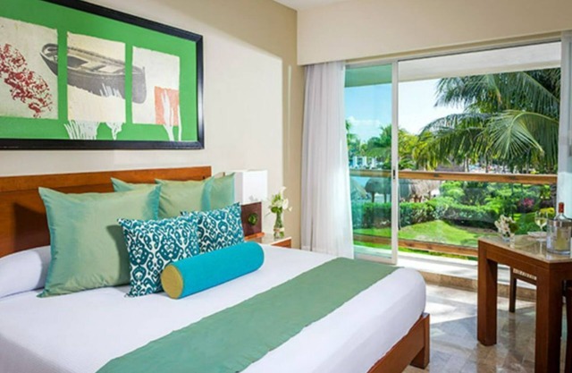 Mayan Palace/2 BDS + 2 BA/Kid friendly/Beach + pools/6 adults + 2 kids