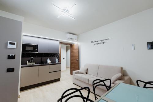 Mazzini Apartments Sikania
