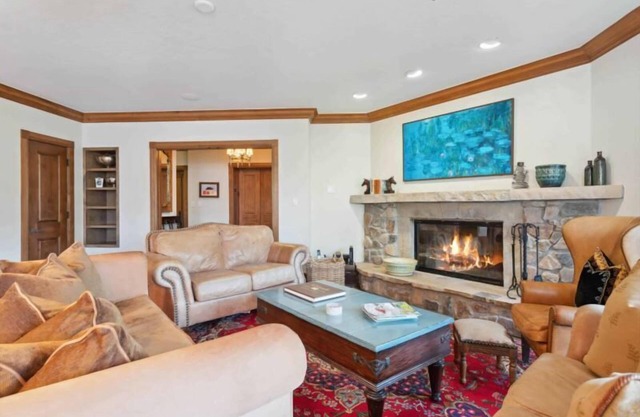 McCoy Peak 204 - 4 Bedroom Residence