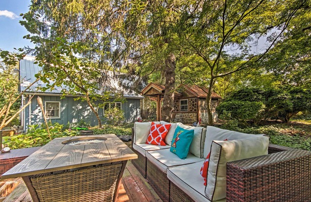 Mercersburg Cottage, 7 Mi to Whitetail Resort