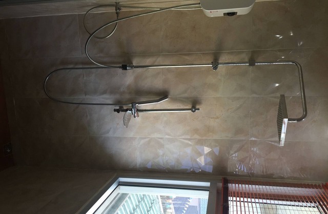 Merlin Plaza Apartments