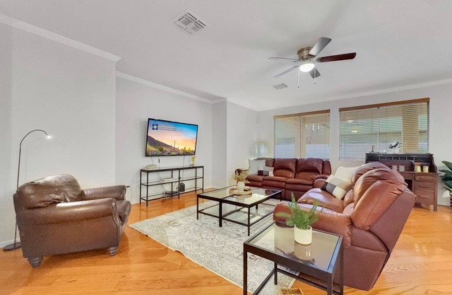 Mesa Pool Home! Baseball, Pickleball More Fun for Everyone!