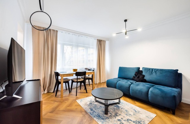 Metro Księcia Janusza Blue Apartment