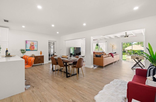 Miami! Hot Tub! Managed by BNR Vacation Rentals