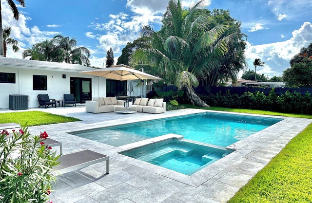 Mid-Century Coastal Paradise