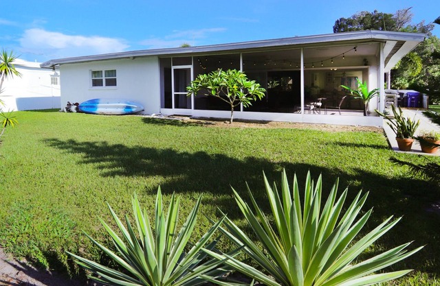 Mid-Century Modern Home in Waterfront Neighborhood