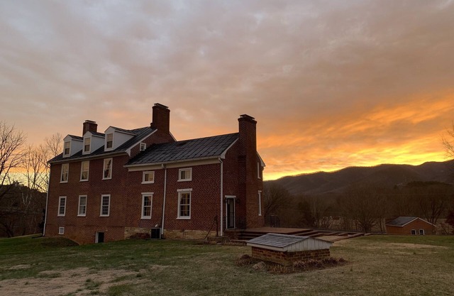 MidMountain Retreat, a budding arts space in a historic home on the James River